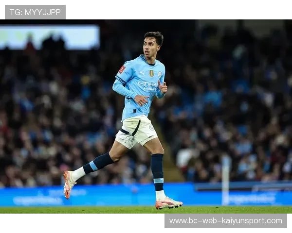 曼城小将尼潘今夏1500万欧加盟后租借米德尔斯堡为期一年 曼城小将尼潘今夏1500万欧加盟后租借米德尔斯堡为期一年