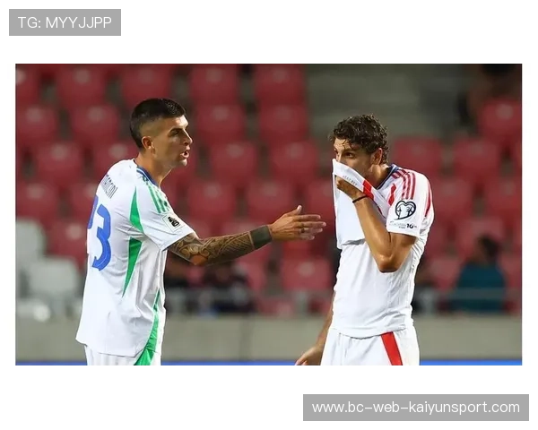 拉斯帕多里连续参与进攻配合