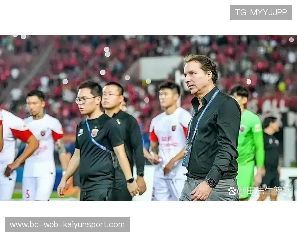 海港迎来新高峰，球迷期待新外援大放异彩