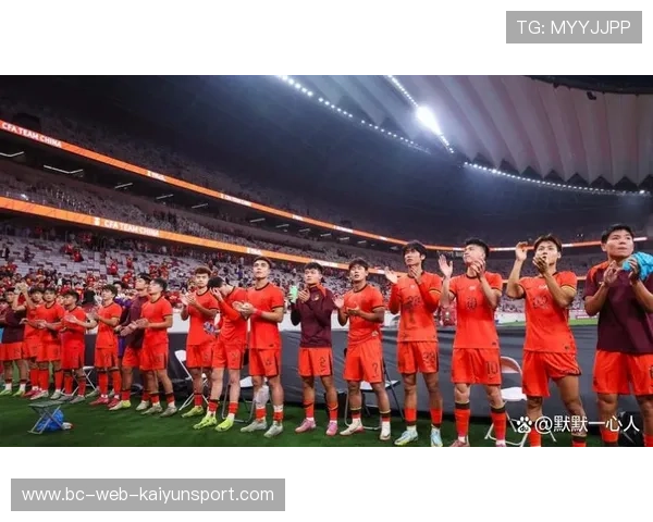 国足热身赛对手曝光：球迷怒骂太弱